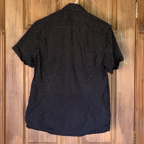 Short Sleeve Button Down Shirt - Picture 4 of 4